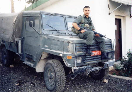 � � ����